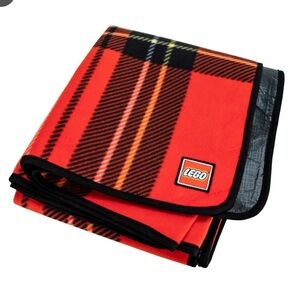 LEGO Red Plaid Picnic Blanket - 5006016